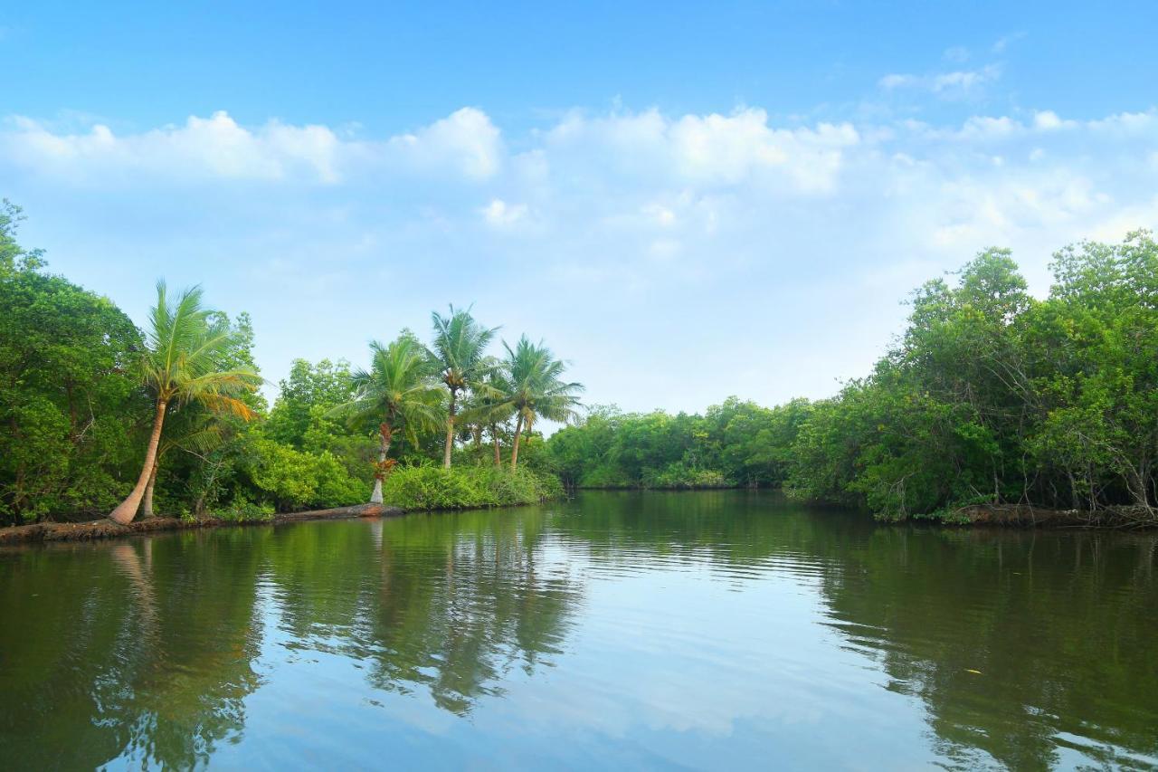 Global Lake Villa Хіккадува Екстер'єр фото
